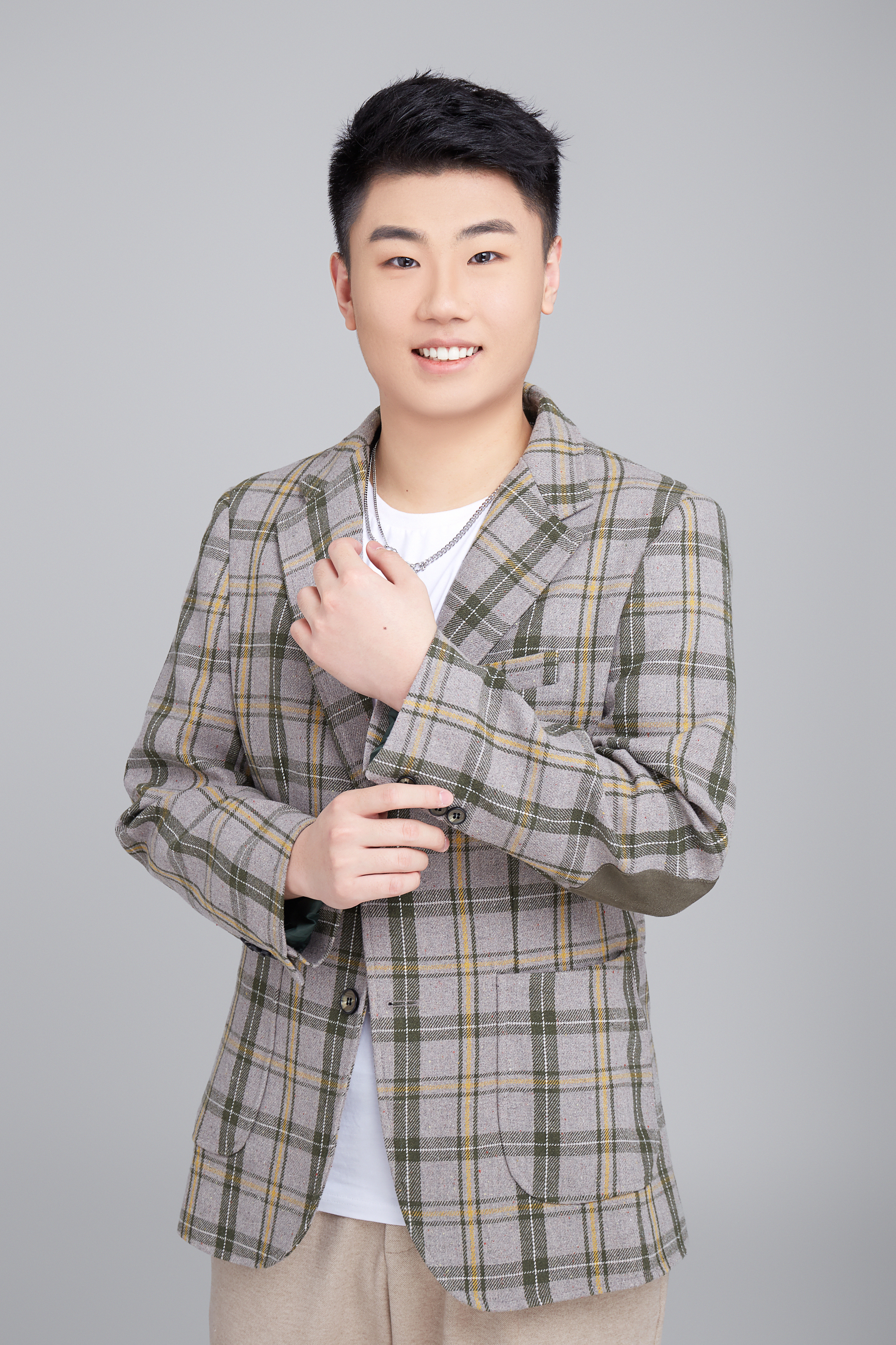 Siwei Luo